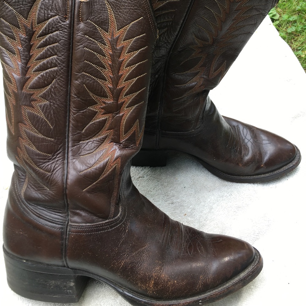 Nixon’s cowboy boots men’s somewhat distressed
